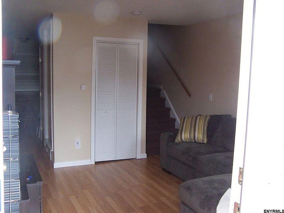 1st image of 2410 Lavin Ct