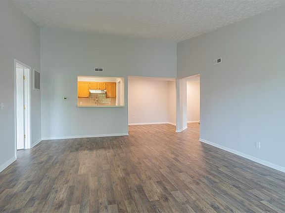 5th image of 9620 Crosley Farm Dr Unit 29