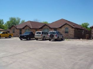 617 N Broadway St, Elsa, TX 78543