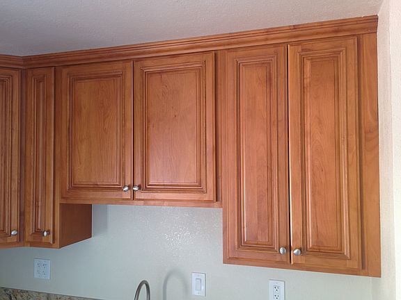New Kitchen Cabinets