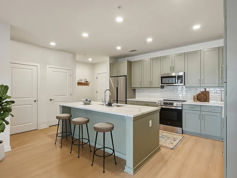 The Row & Gardens Collections - Modern Kitchens with Polished Quartz Countertops
