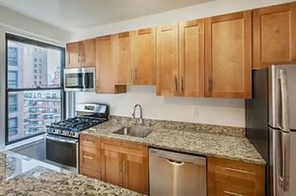 Rented by Johanna Vasiliadis, LREB | media 13