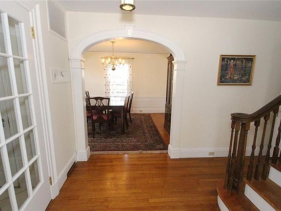 5th image of 67 Linda Ave