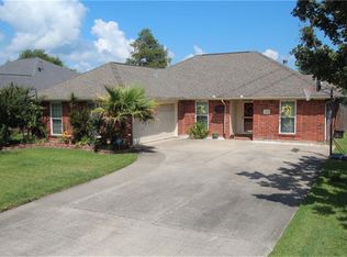 1414 26th Ave N, Texas City, TX 77590