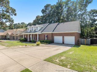 8017 Trout Creek Rd, Fayetteville, NC 28304
