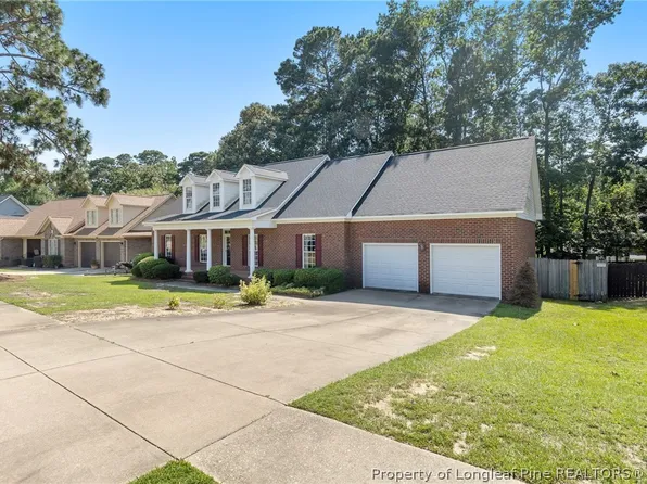 8017 Trout Creek Rd, Fayetteville, NC 28304