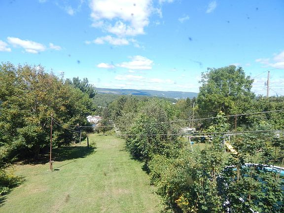Yard view 2