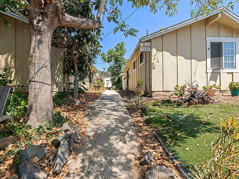 5618 Riley St — Photo 3