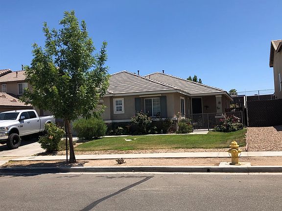 2nd image of 13841 Truman St