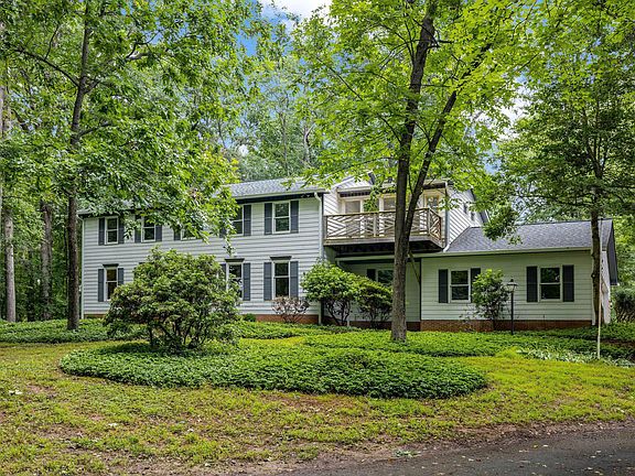 2nd image of 1132 Springvale Rd