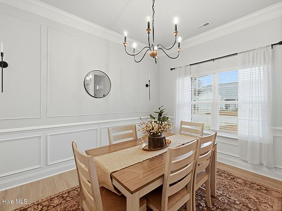 5th image of 725 Greenwich Place