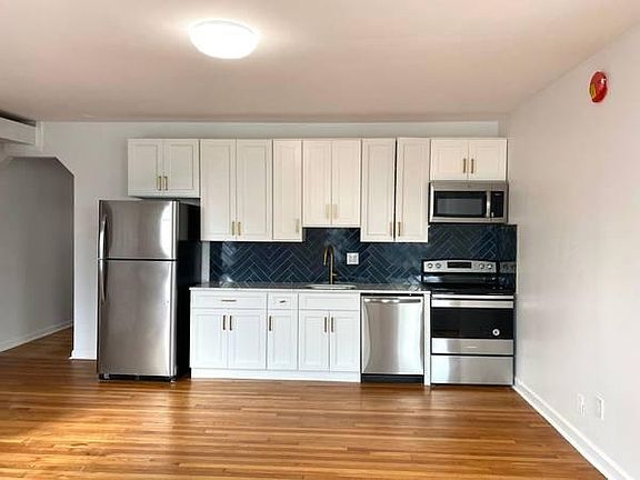 2nd image of 6757 Germantown Ave #7