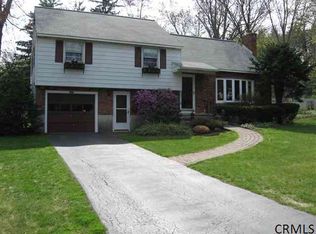 2306 Cayuga Rd, Niskayuna, NY 12309