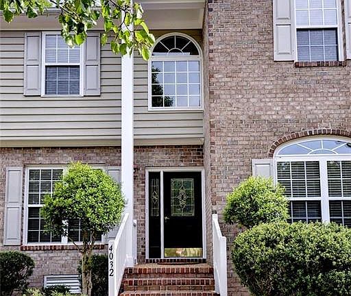 4th image of 4032 Thorngate Dr