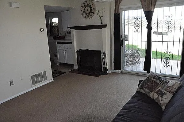 6940 S Pierce St — Photo 2