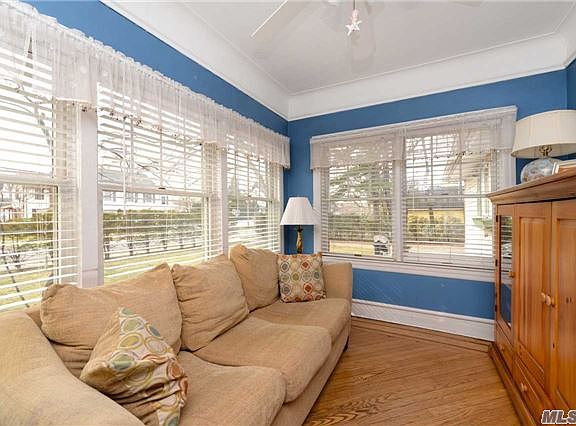 4th image of 324 N Forest Ave