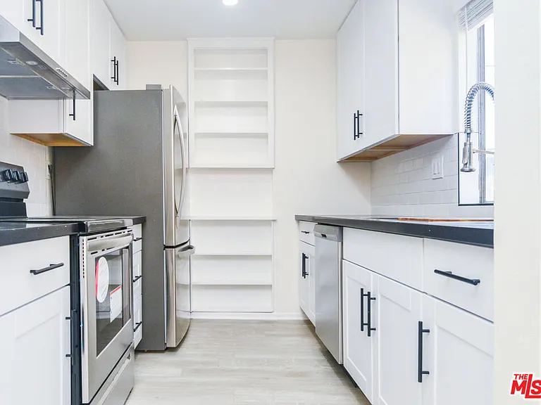 2602 Carnegie Ln #1 — Photo 11