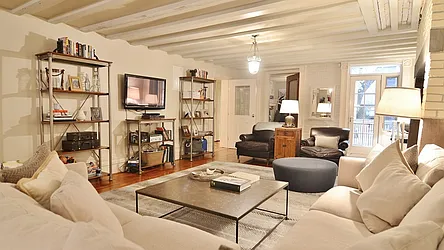Rented by Park Property Advisors