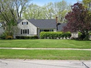 1440 W Melrose Dr, Westlake, OH