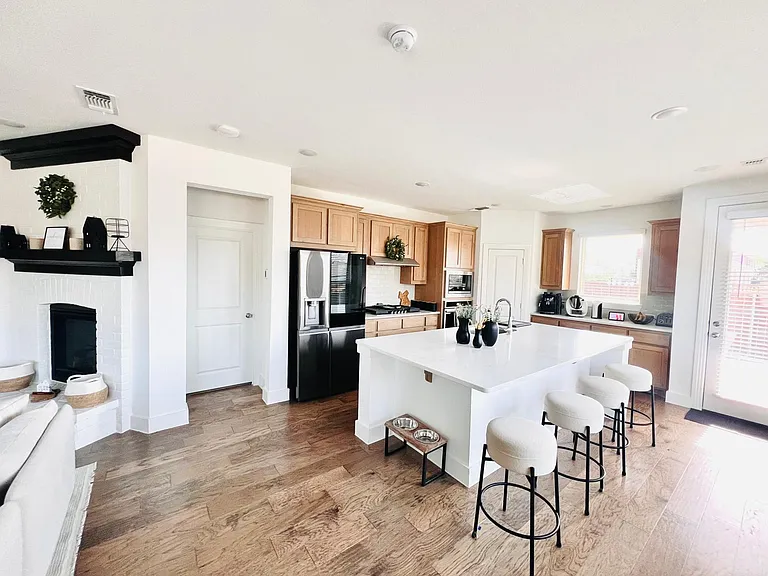 3941 Talisker Blvd — Photo 8