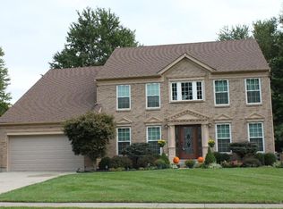 1061 Valley Wood Dr, Batavia, OH 45103