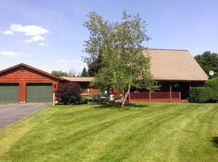 596 Ratta Rd, Chazy, NY 12921