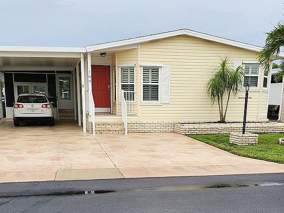 2nd image of 109 Oceans Blvd