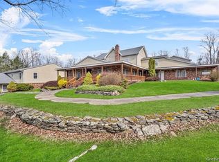 1-18 Willow Way #5, Rhinebeck, NY 12572