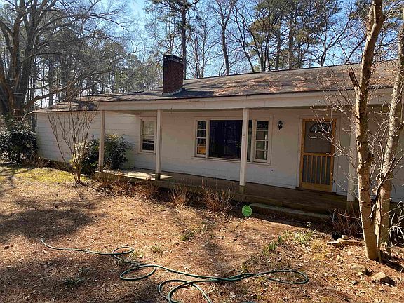 2nd image of 1009 Country Club Rd #1011
