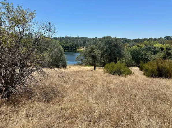 6536 McCauley Rd, Valley Springs, CA 95252