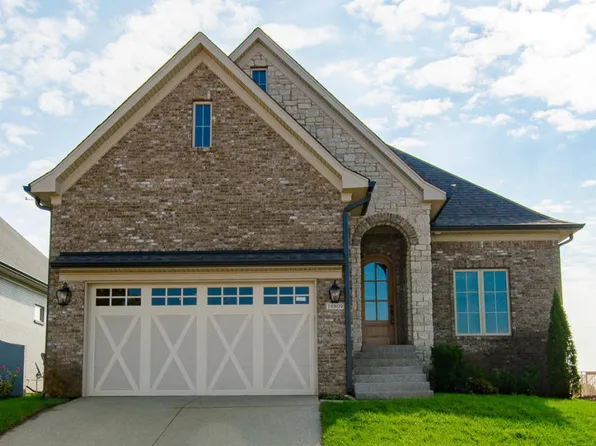 18809 Crestfield Cir, Louisville, KY 40245
