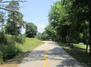 689 Springdale Rd, Cowpens, SC 29330