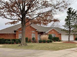 6606 NW Creekside Ct, Lawton, OK 73505