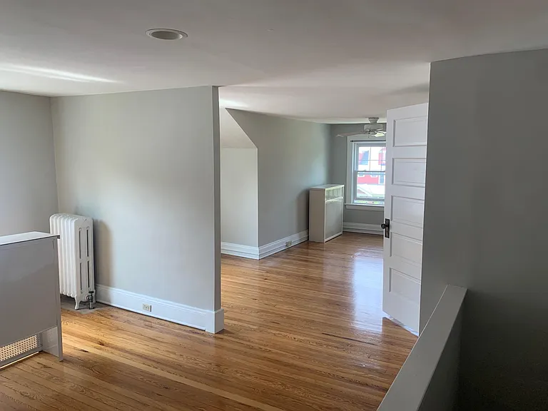 2399 Woodmere Dr — Photo 11