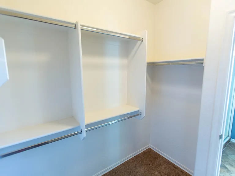 18815 E Swan Dr — Photo 31