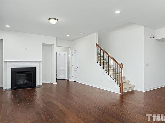 2nd image of 219 Crisp Rd