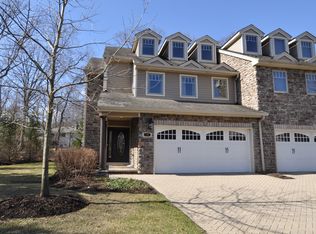 45 Eggers Ct, Summit, NJ 07901