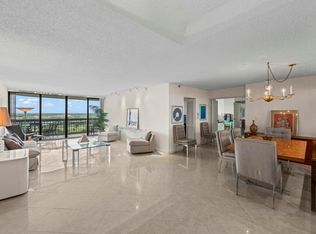 1900 Consulate Pl APT 1905, West Palm Beach, FL 33401