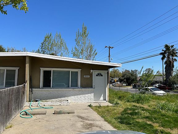 2nd image of 3800 Knightlinger St