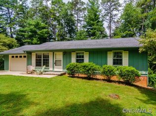6 Pine Grove Ct, Arden, NC 28704