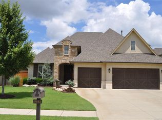 9441 E 106th Pl S, Tulsa, OK 74133