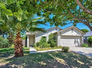 121 Bunny Trl, Kyle, TX 78640