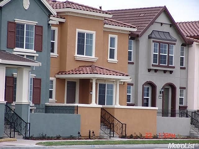 1st image of 2212 Pleasant Grove Blvd