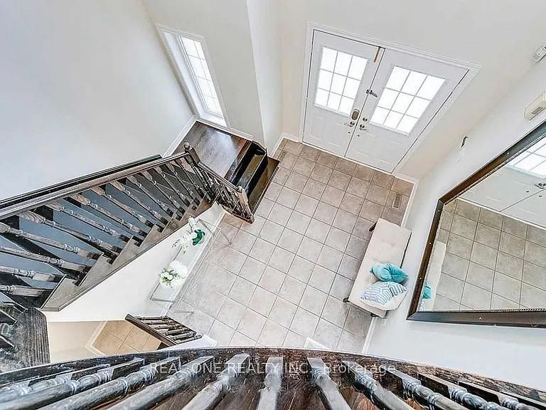 1455 Liverpool St — Photo 4