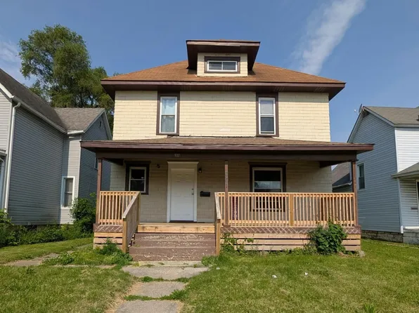661 N Indiana Ave, Kankakee, IL 60901