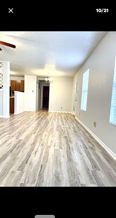 5th image of 2623 Chilton Dr