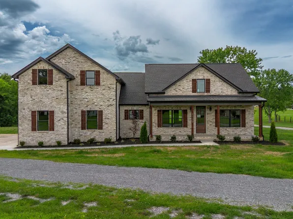 4398 Woodrow Wilson Rd, Springfield, TN 37172