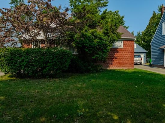 920 Clinton Ave, South Euclid, OH 44121