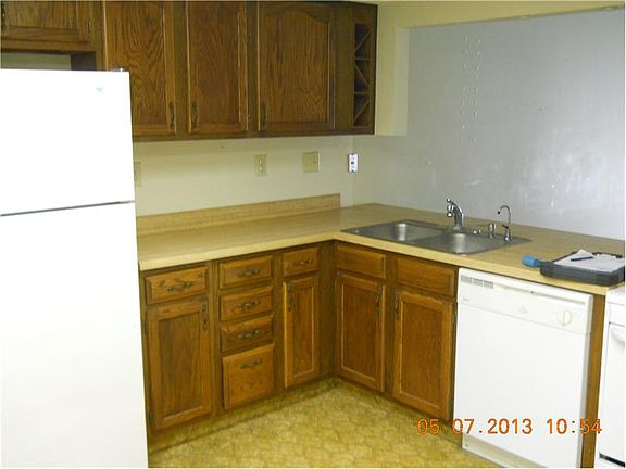 2nd image of 5439 Carlton Ct
