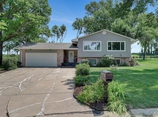 2315 Lynch Ave, Auburn, NE 68305